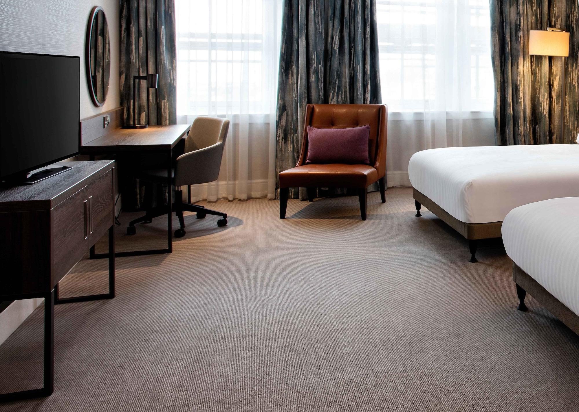 Готель Hilton Edinburgh Carlton Екстер'єр фото