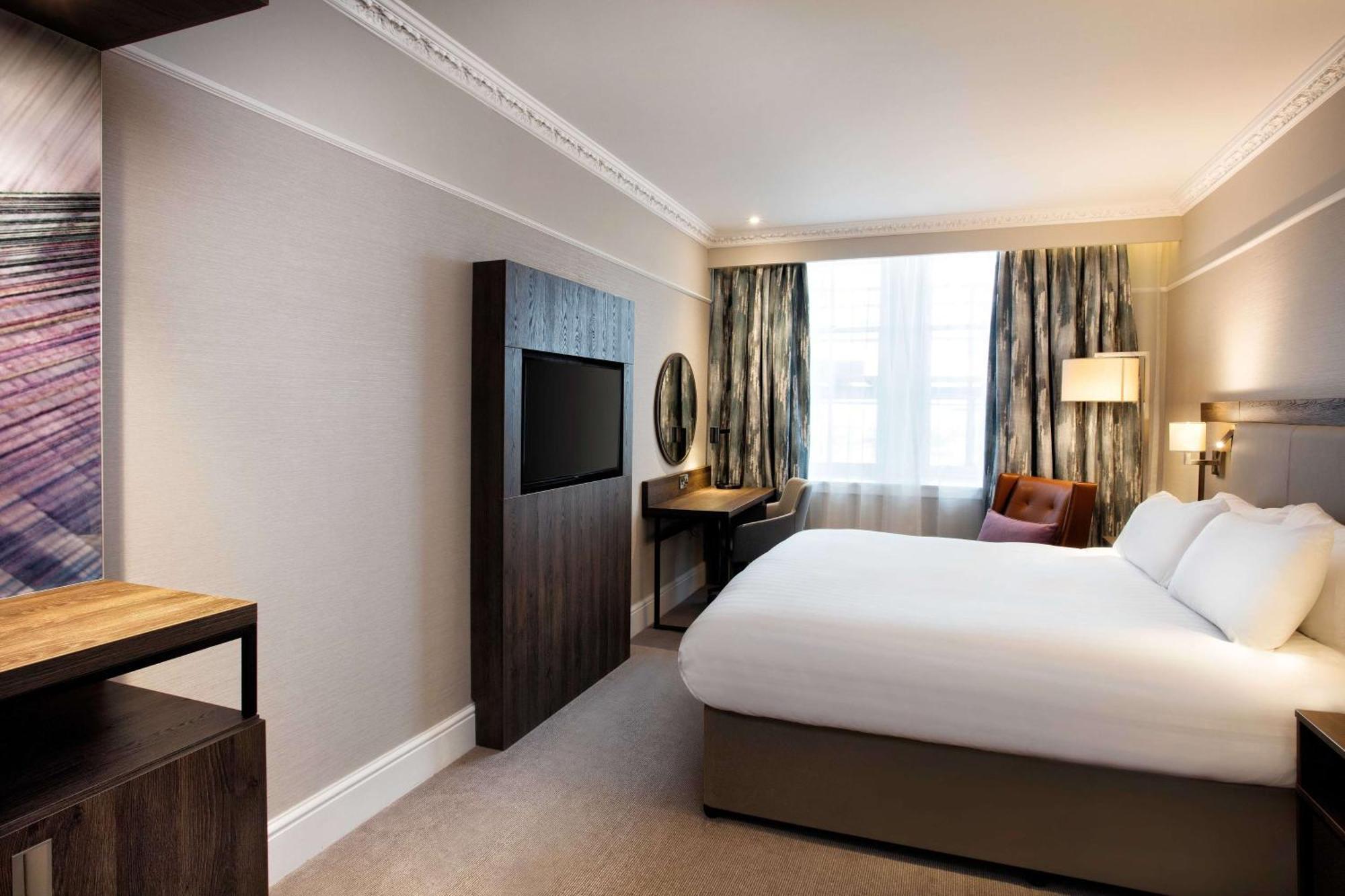 Готель Hilton Edinburgh Carlton Екстер'єр фото