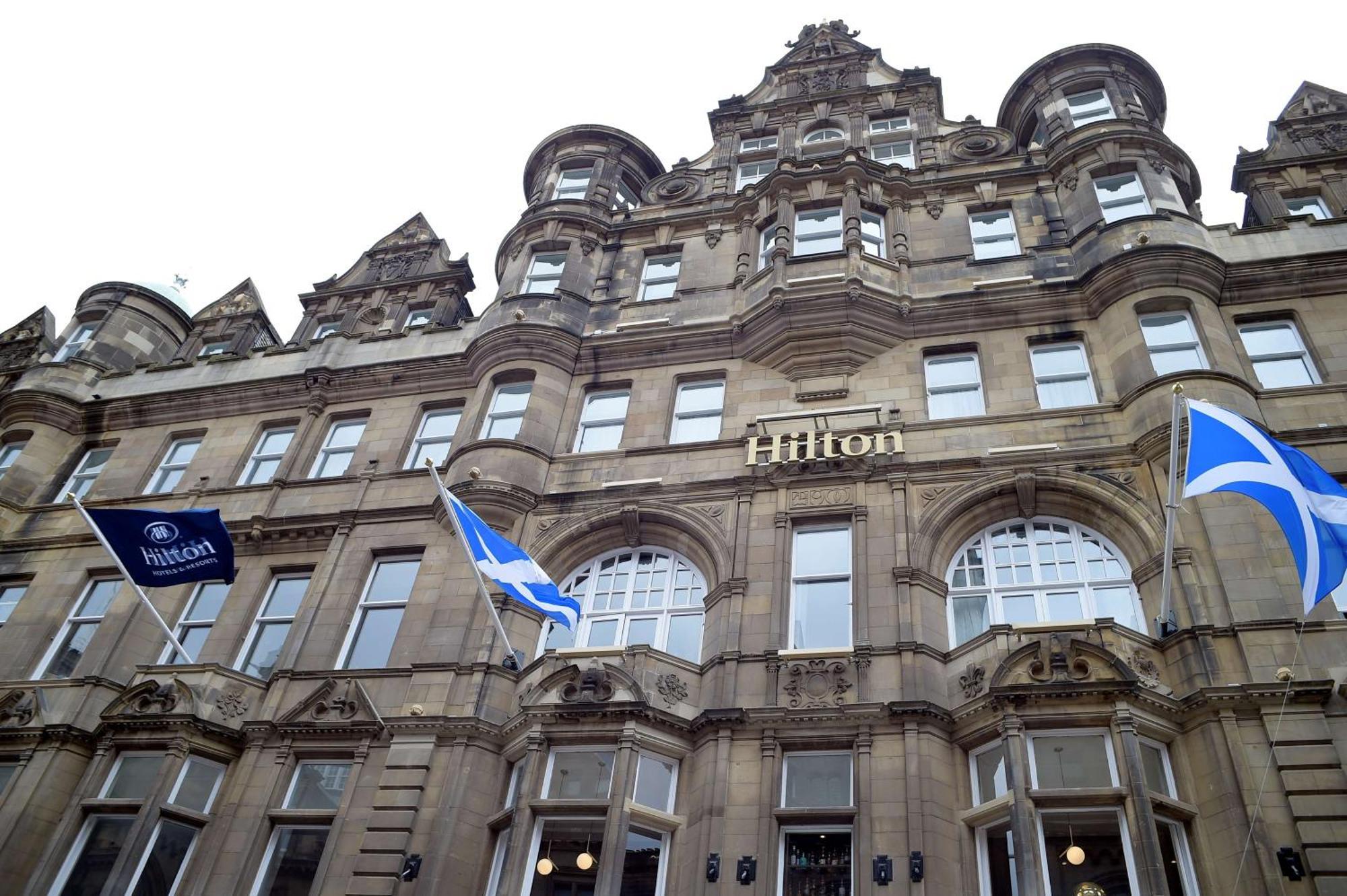 Готель Hilton Edinburgh Carlton Екстер'єр фото
