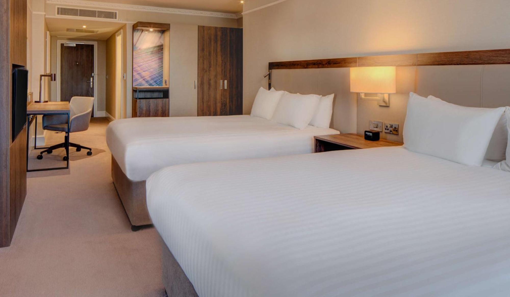 Готель Hilton Edinburgh Carlton Екстер'єр фото