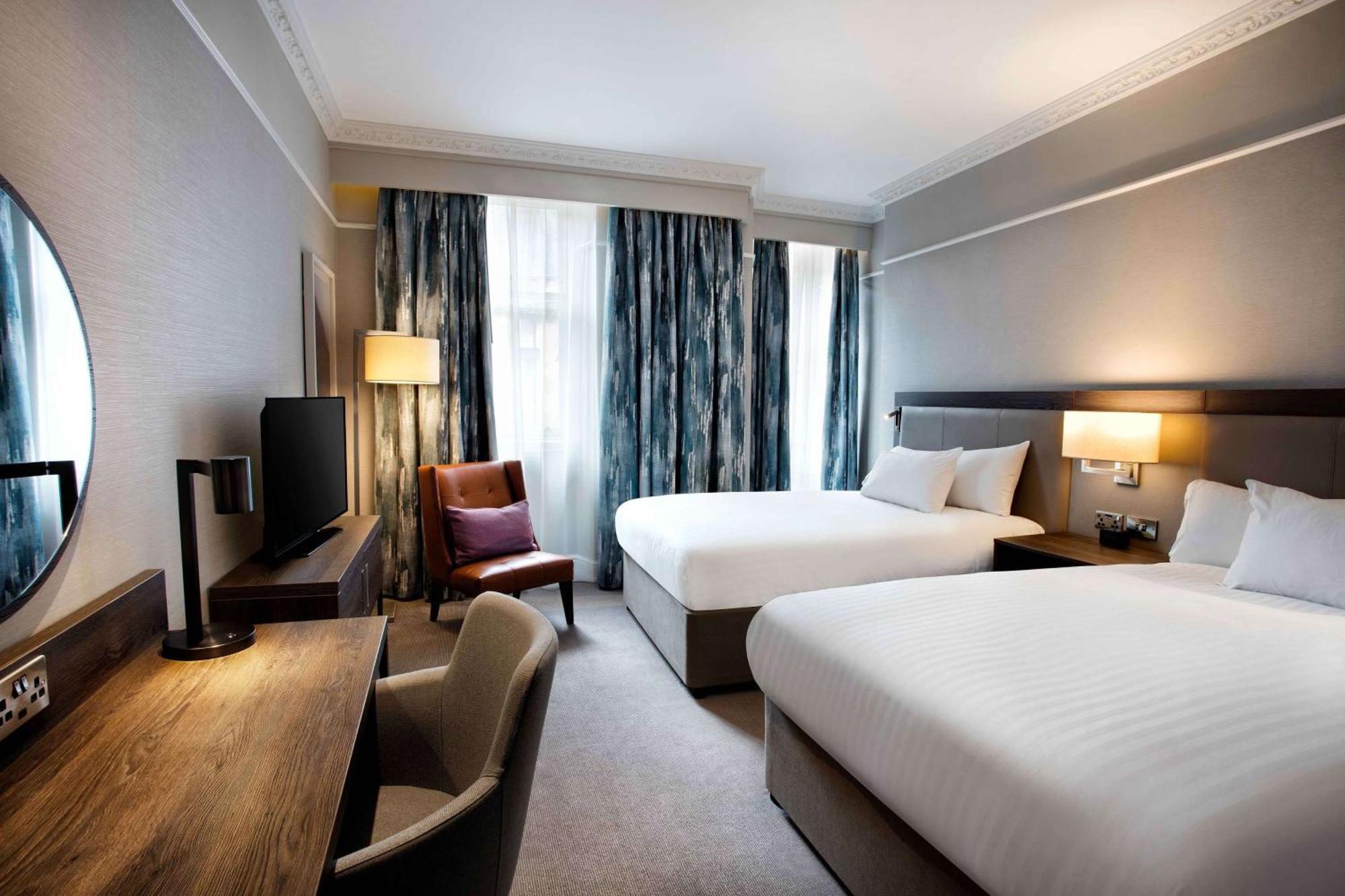 Готель Hilton Edinburgh Carlton Екстер'єр фото