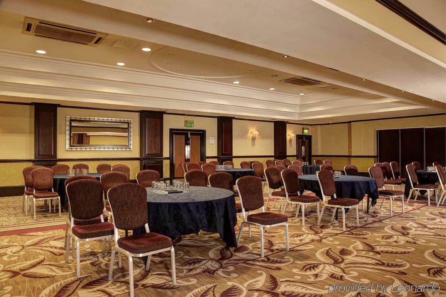 Готель Hilton Edinburgh Carlton Екстер'єр фото